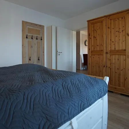 Hus Willem I 16, Strandlaeufer Apartment Busum